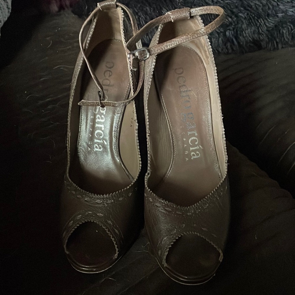 Pedro Garcia brown heels with strap, size 40 1/2.